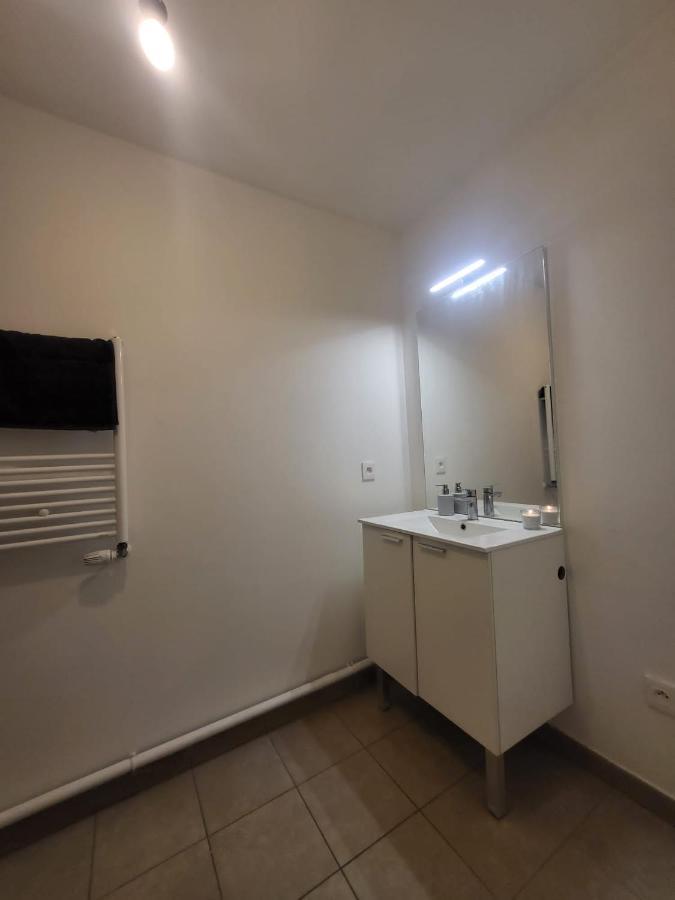 Logement La Courneuve-Aubervilliers Rerb Exteriér fotografie