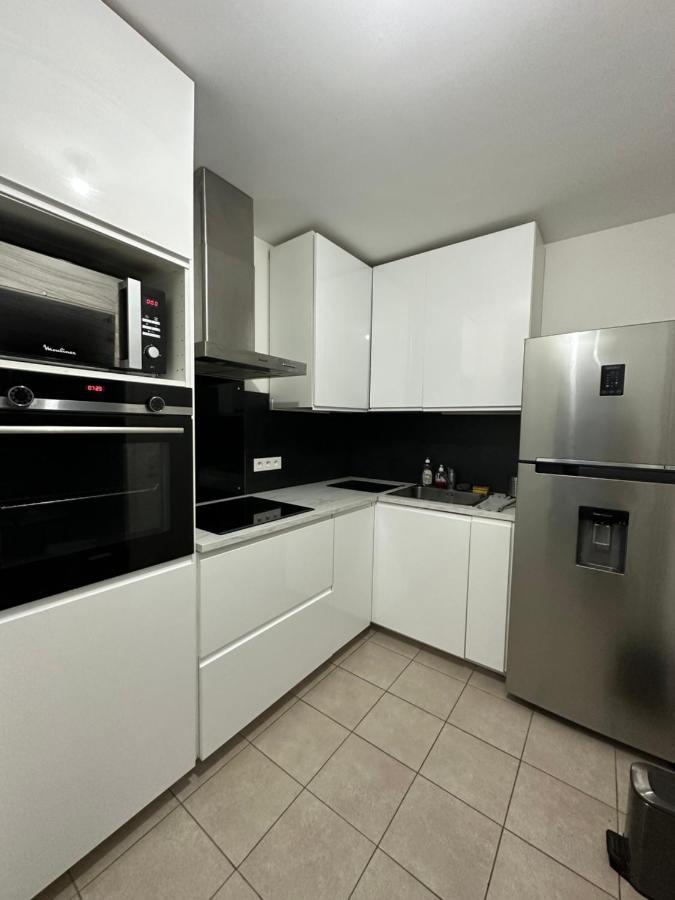 Logement La Courneuve-Aubervilliers Rerb Exteriér fotografie